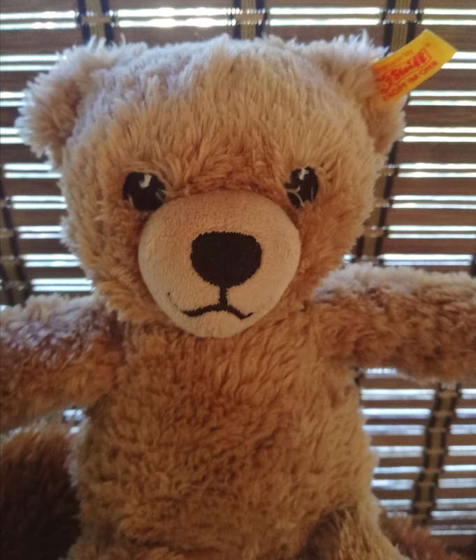 A Collectable Steiff Sleep Well Teddy Bear. Plush Baby Toy. No: 239526. 25cm. Great Price!