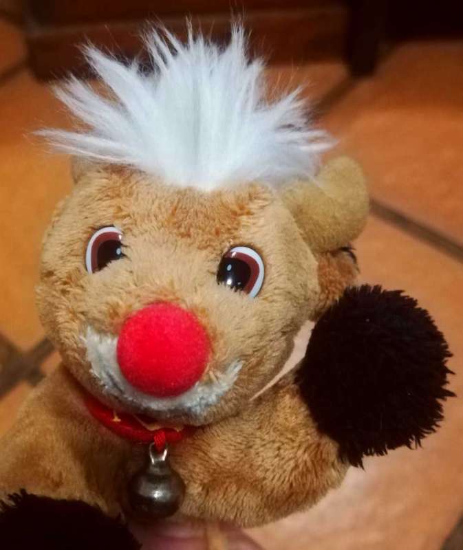 Adorable Little Rudolph the Red Nose Reindeer Keyholder. 12cm.