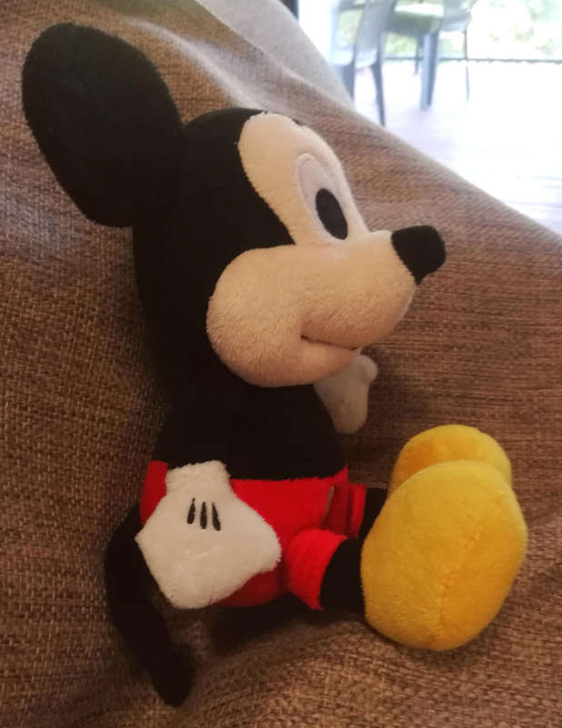 Disney`s Cute Mickey Mouse!  Plush toy. 23cm.
