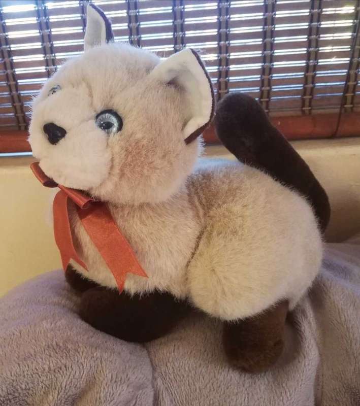 Mervyn's Playful Pals. A Beautiful Vintage Siamese Cat! 24cm.