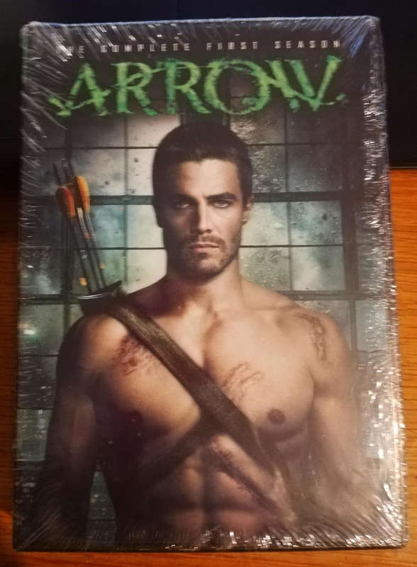 Arrow. The Complete 1st Season. Another dark comic reimagining...without comparisons! Sealed. DVD.