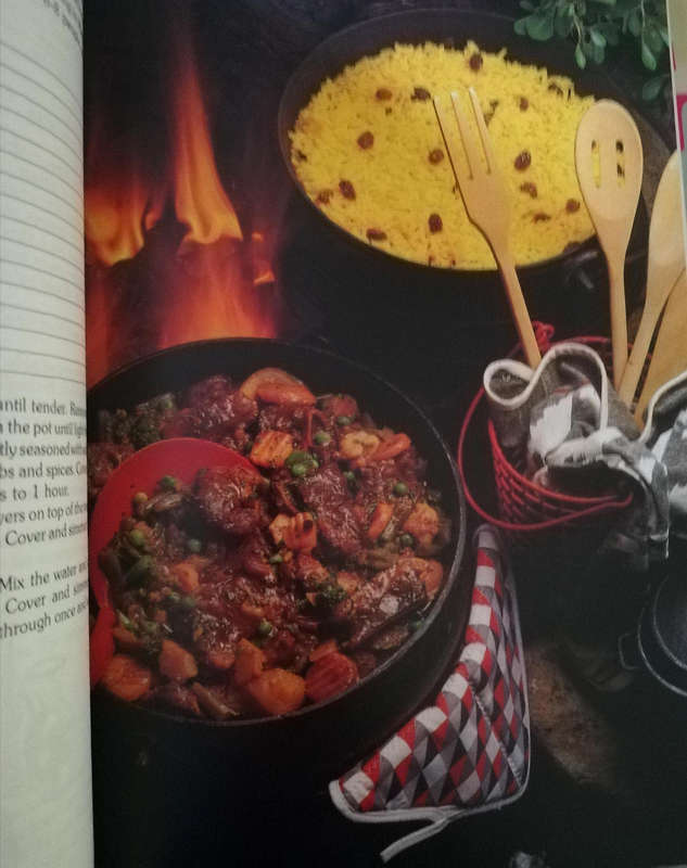 Huisgenoot's Potjiekos by Marlene Hammann. 80 Tested recipes. Great price!