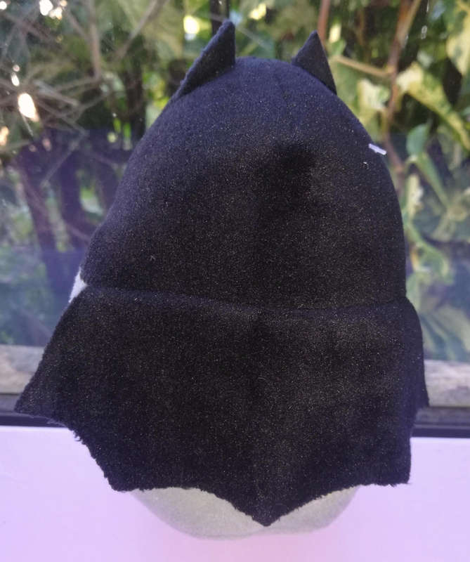 Batman DC Super Heroes Egg Plush Soft Toy. 15cm.