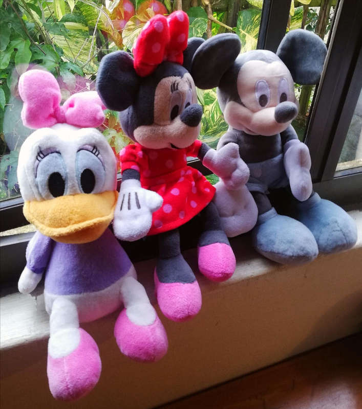 3x Disney plush Toys! Mickey, Minnie and Daisy! A Happy Family at a Great Price!