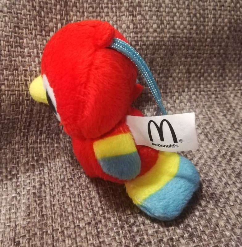 McDonald's Yoo-Hoo & Friends 2014 Happy Meal.  Scarlet the Macaw. Plush Hanger Toy. 9cm.