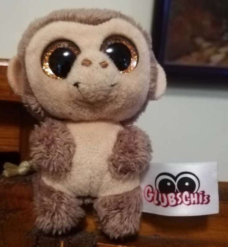 NICI Glubschis Plush Club.  Cutest little Monkey keyholder!  11cm.