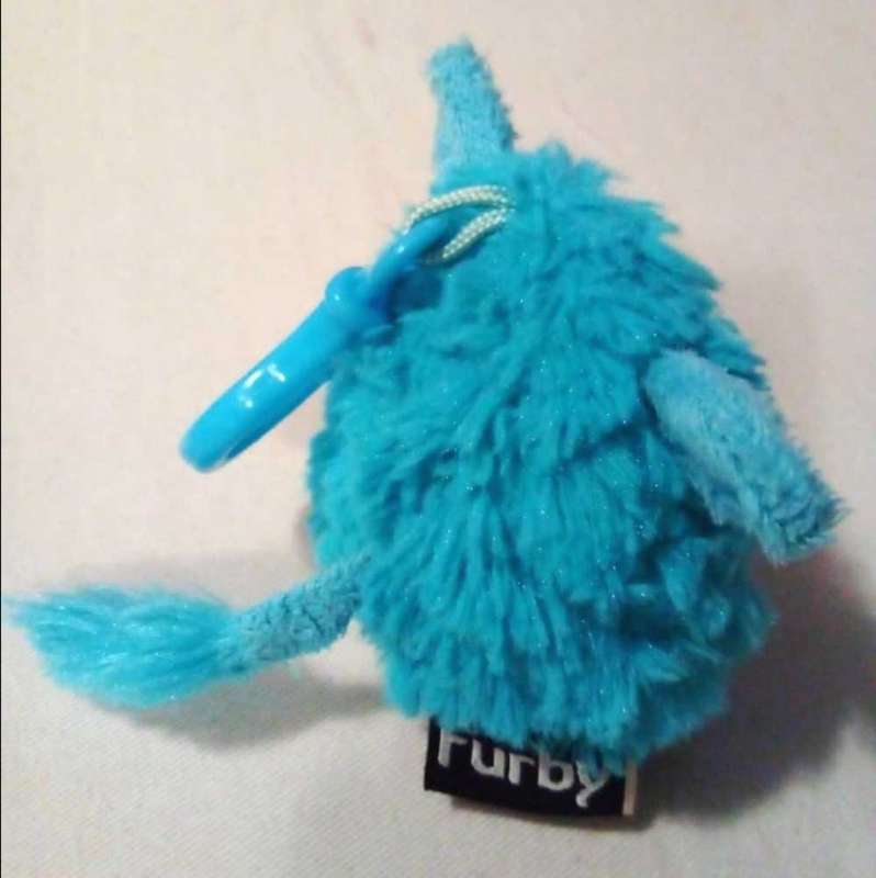 Collectable 2013 Blue Hasbro Furby Key Ring. 9cm.