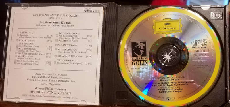 Mozart-Requiem. Wiener Philharmoniker-Herbert von Karajan. CD.