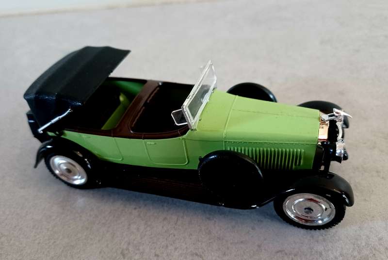Model Hispano-Suiza 6 Cylinder - Solido made in France Scale 1.43 (Stock no 2)