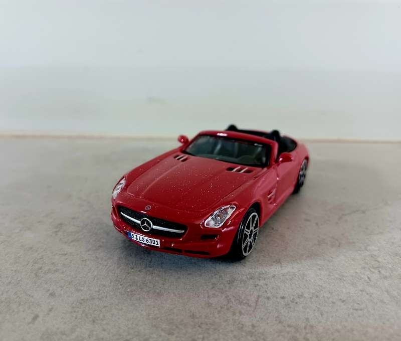 MODEL: Mercedes SLS AMG Roadster Red (MOD046)