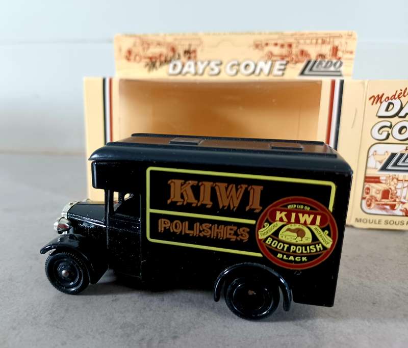 MODEL:  Ford Model A "KIWI Polishes" (MOD048) Liedo   Days Gone Black
