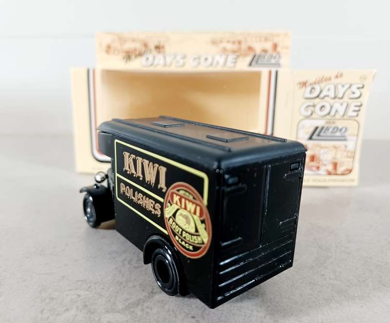 MODEL:  Ford Model A "KIWI Polishes" (MOD048) Liedo   Days Gone Black