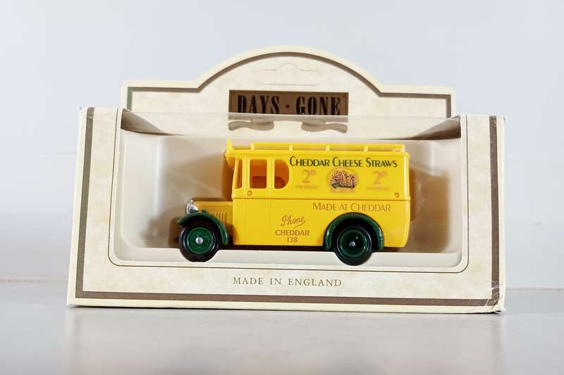 MODEL: DENNIS  "Cheddar Cheese" Liedo  Days Gone Yellow (MOD049)