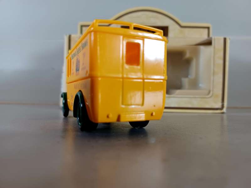 MODEL: DENNIS  "Cheddar Cheese" Liedo  Days Gone Yellow (MOD049)