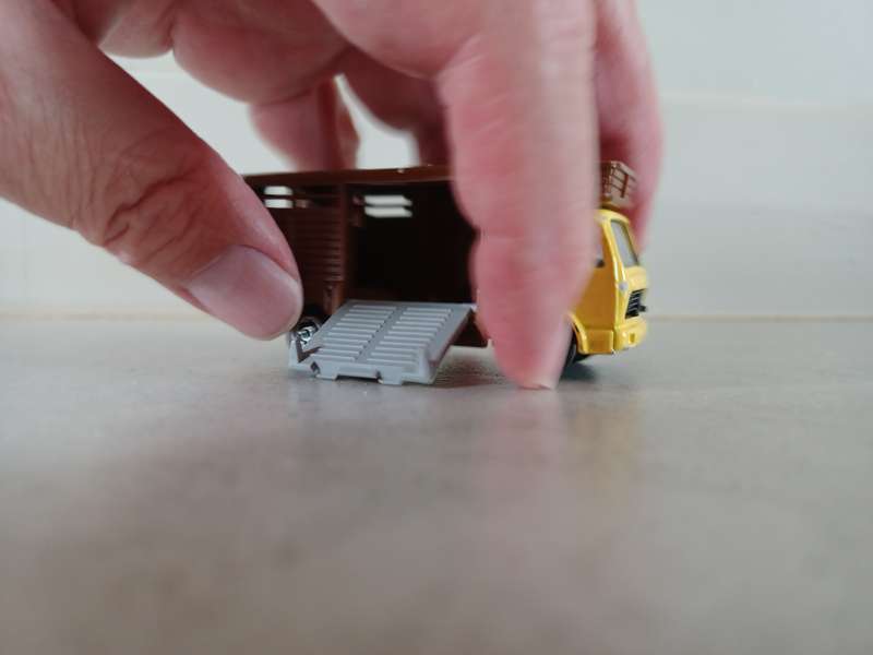 MODEL : Mercedes Horse Truck BRAND:  MAJORE (MOD066)