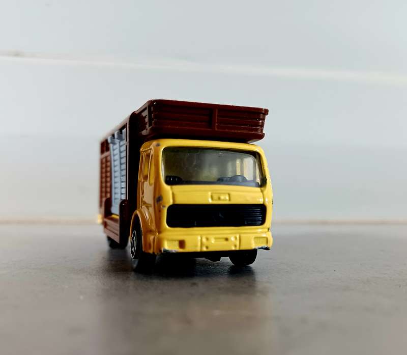 MODEL : Mercedes Horse Truck BRAND:  MAJORE (MOD066)