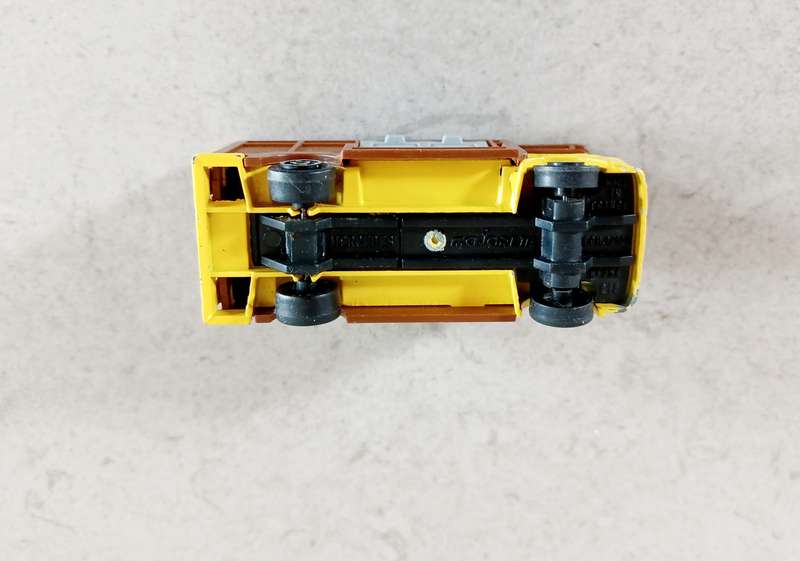 MODEL : Mercedes Horse Truck BRAND:  MAJORE (MOD066)