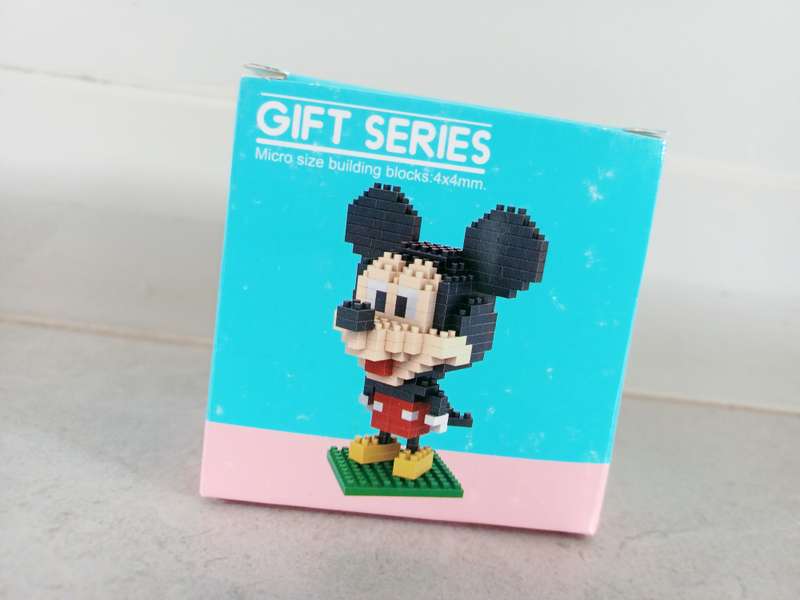 Mickey Mouse Educational Toy  Building Blocks BRAND:  LNO Block sizes 4mm (MET065)