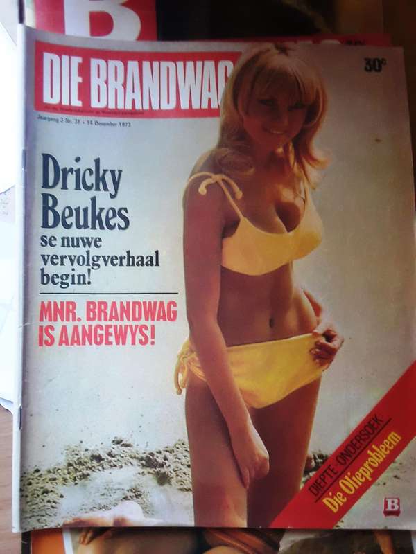 Lot van 5 Brandwag Tydskrifte - 14/12/73 - 30/11/73 - 2/11/73 - 18/3/73 - 27/12/72