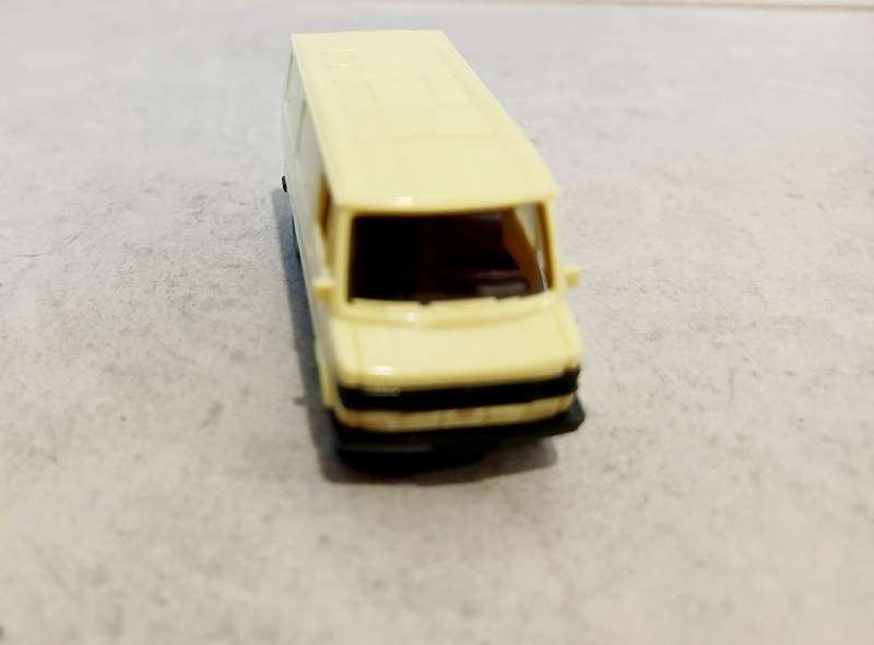 MODEL:  Mercedes VAN BRAND: Wiking (MOD001)