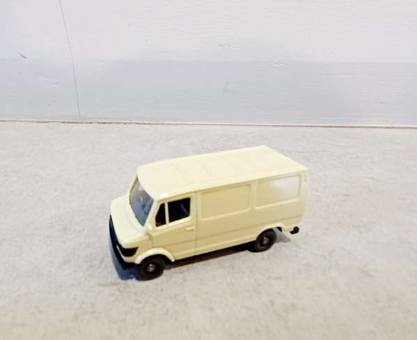 MODEL:  Mercedes VAN BRAND: Wiking (MOD001)