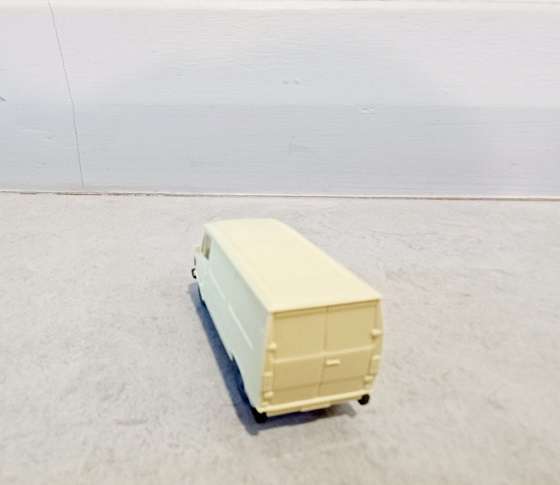 MODEL:  Mercedes VAN BRAND: Wiking (MOD001)