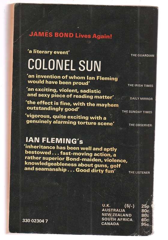 Colonel Sun - Robert Markham - PAN soft cover - JAMES BOND
