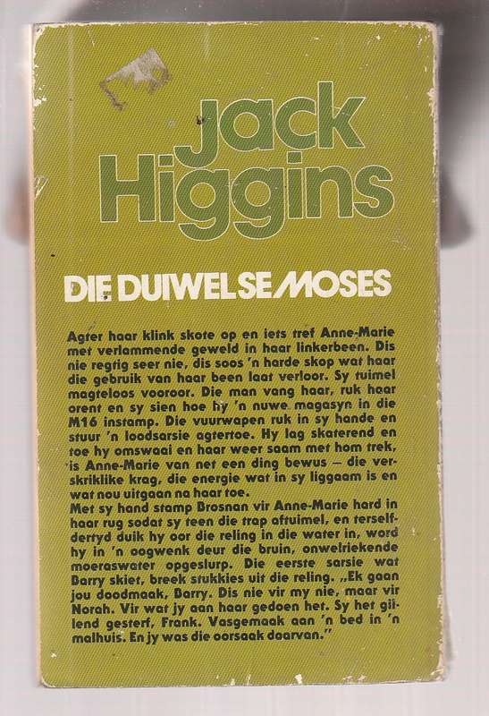 Die Duiwel se Moses - Jack Higgens - In n oogwenk word hy deur die bruisende water opgeslurp