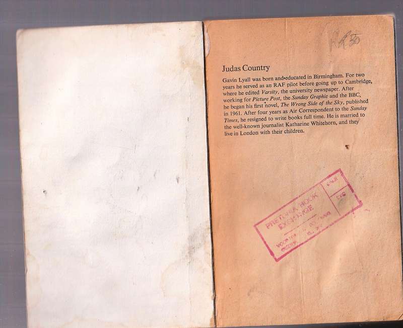 Judas Country - Gavin Lyall  - a dramatic crime thriller