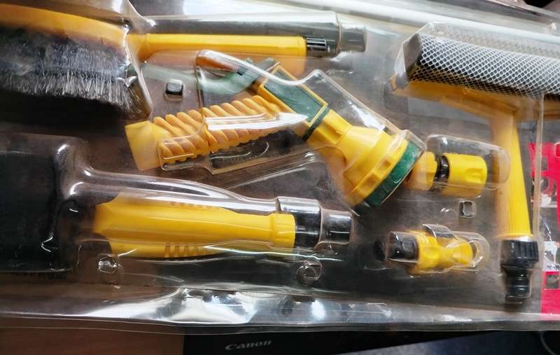 Car Wash Kit - Stretchmaster multi use Cleaning Kit (Car - home - Garden) (MWK012)