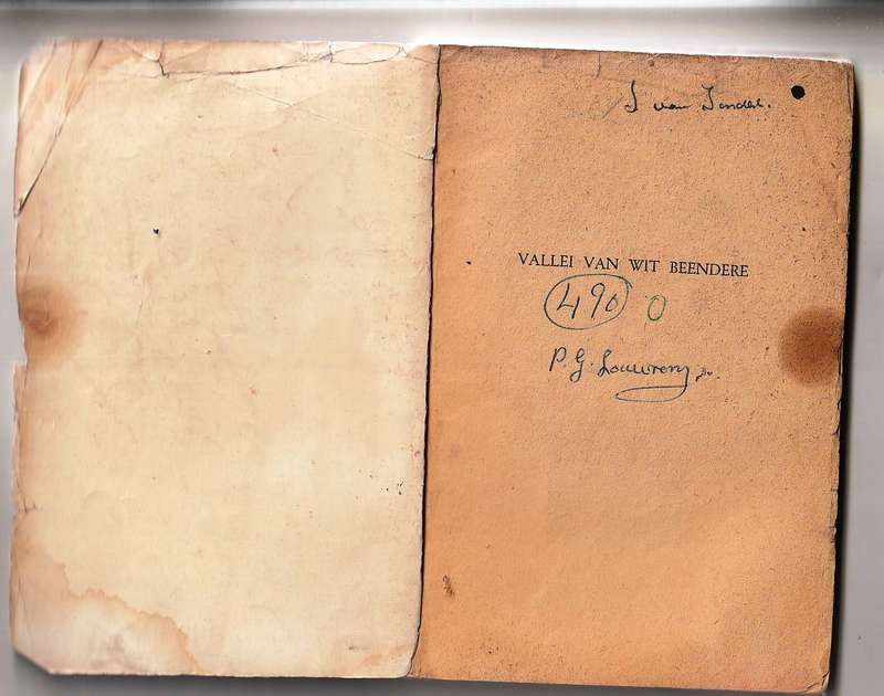 Vallei van Wit Beendere - SA Polisie reeks nr 3 - Braam Le Roux - pronk boek