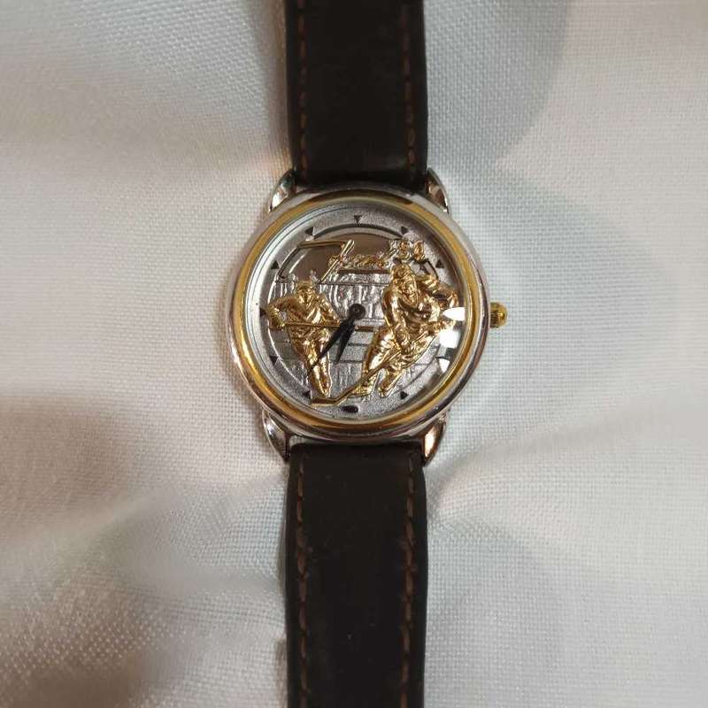 Fossil hockey players watch limited ed