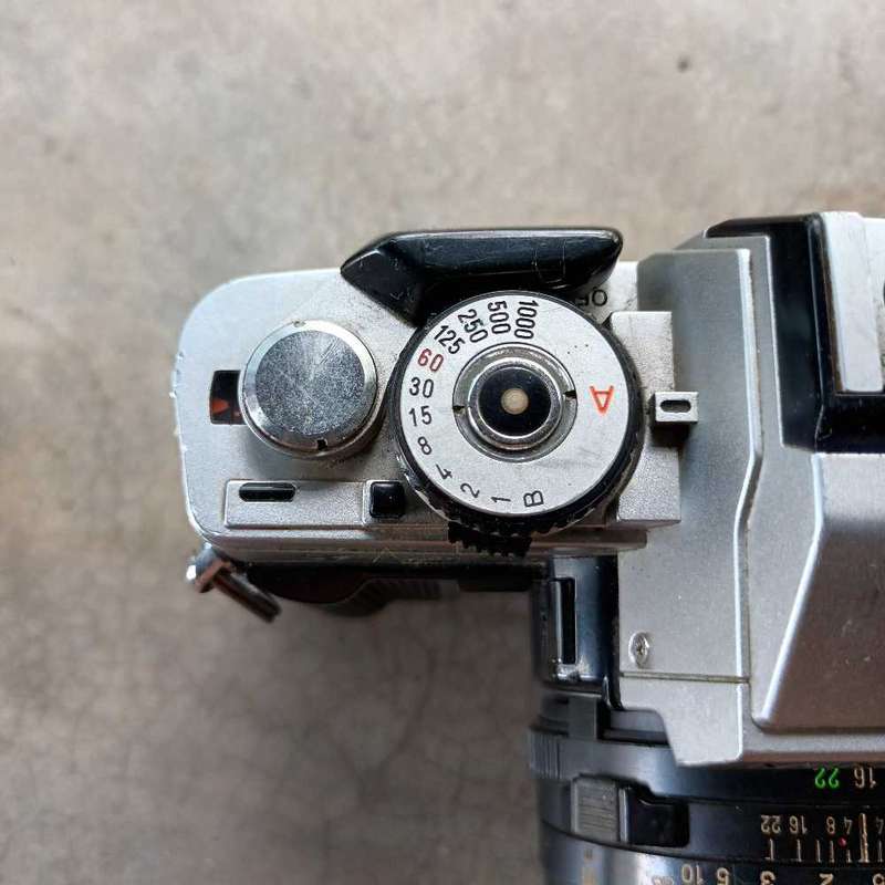 Minolta X-70 camera