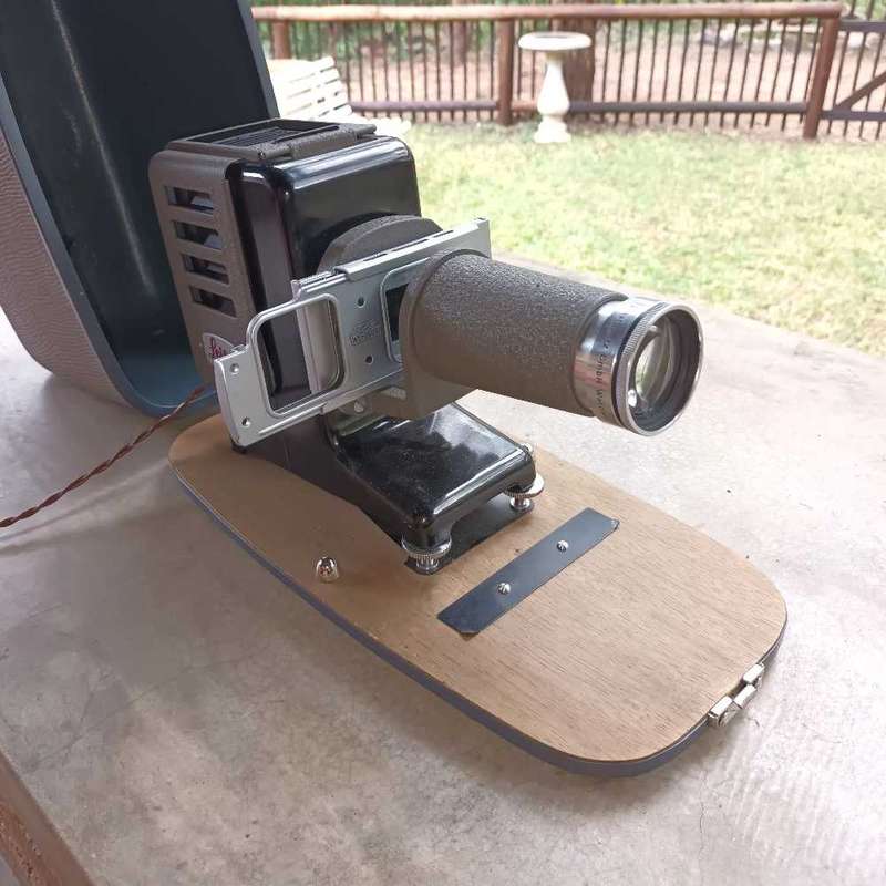 Ernst Leitz slide projector