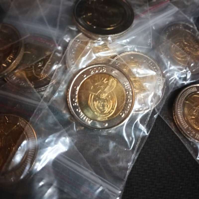 Uncirculated Mandela 2008 R5 coin.