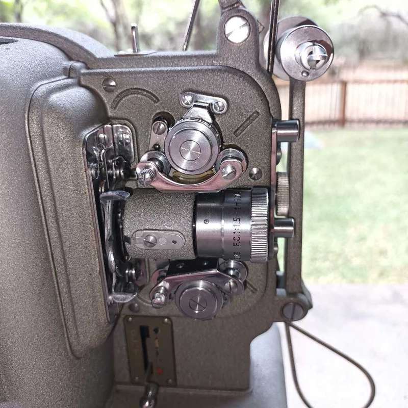 Elmo E-80 8mm kine movie projector