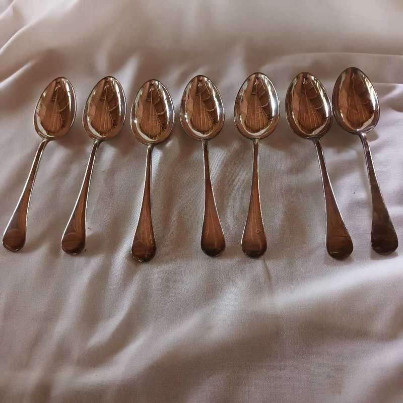 Mappin & Webb spoons (x 7)