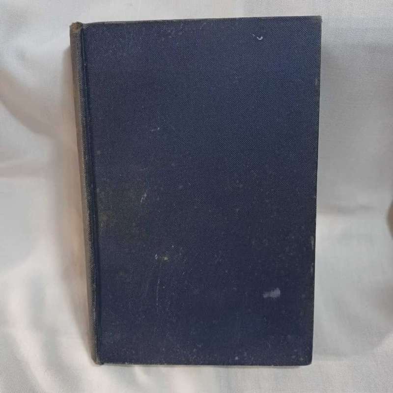 The church.  A Symposium. Christian book