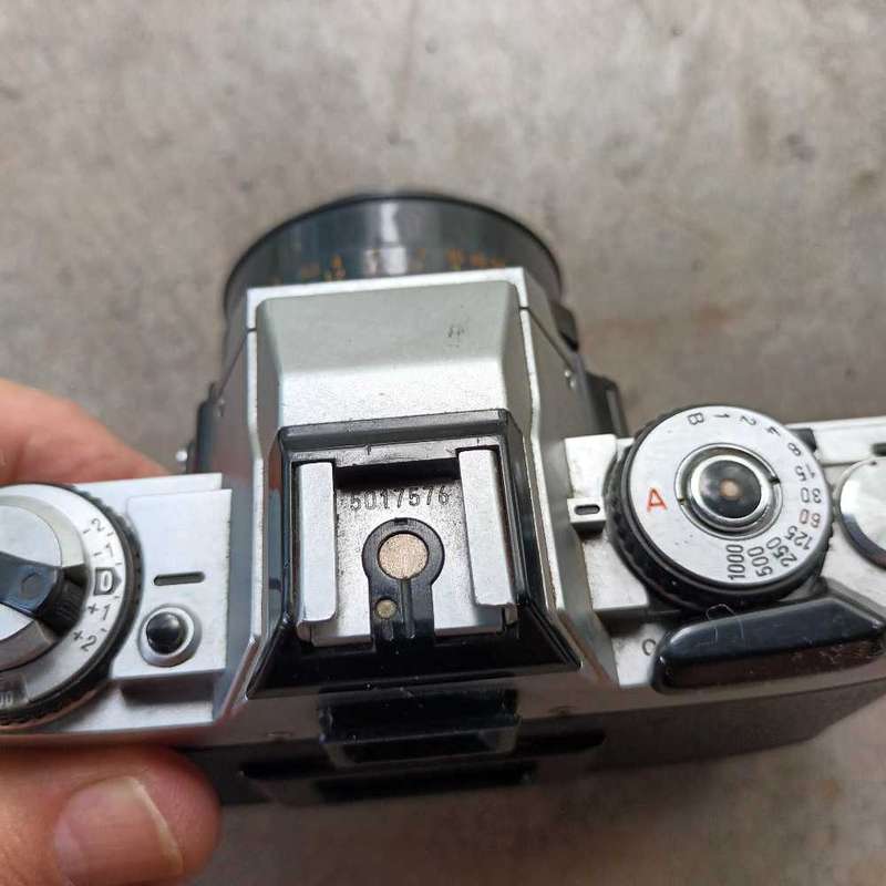 Minolta X-70 camera