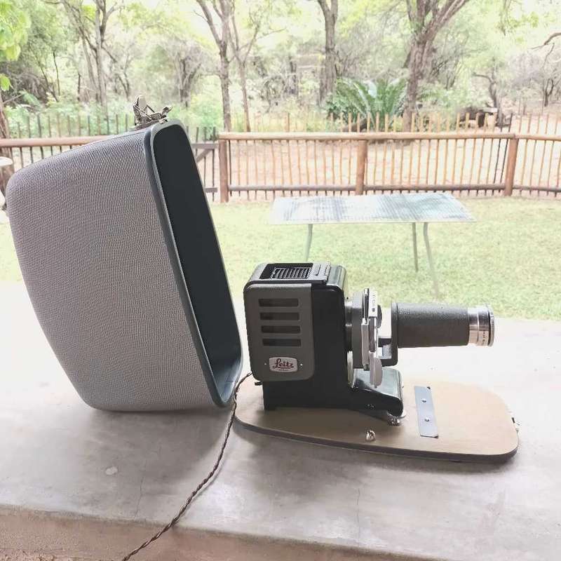 Ernst Leitz slide projector
