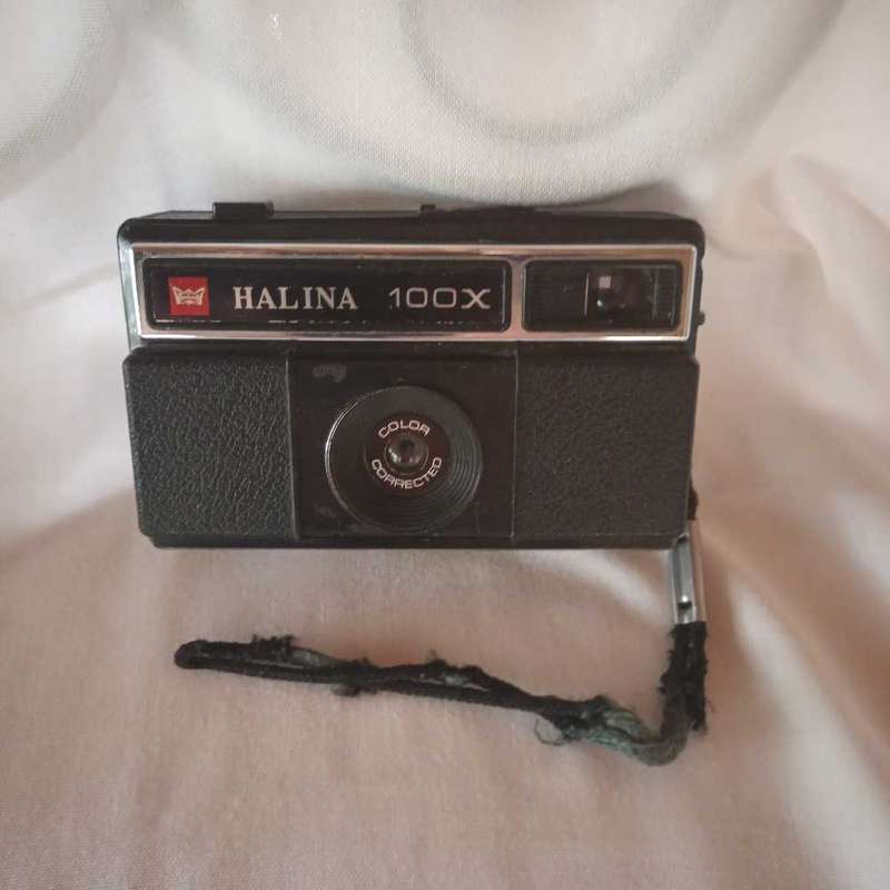 Vintage Halifax 100X camera