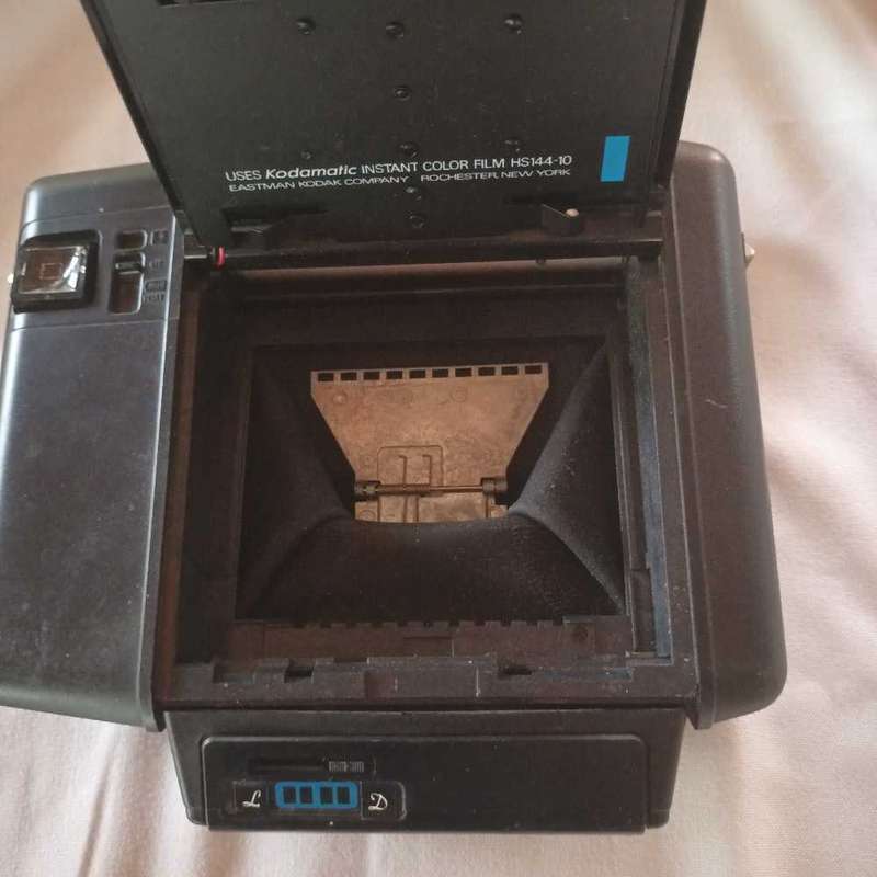 Vintage Kodamatic 970L instant camera