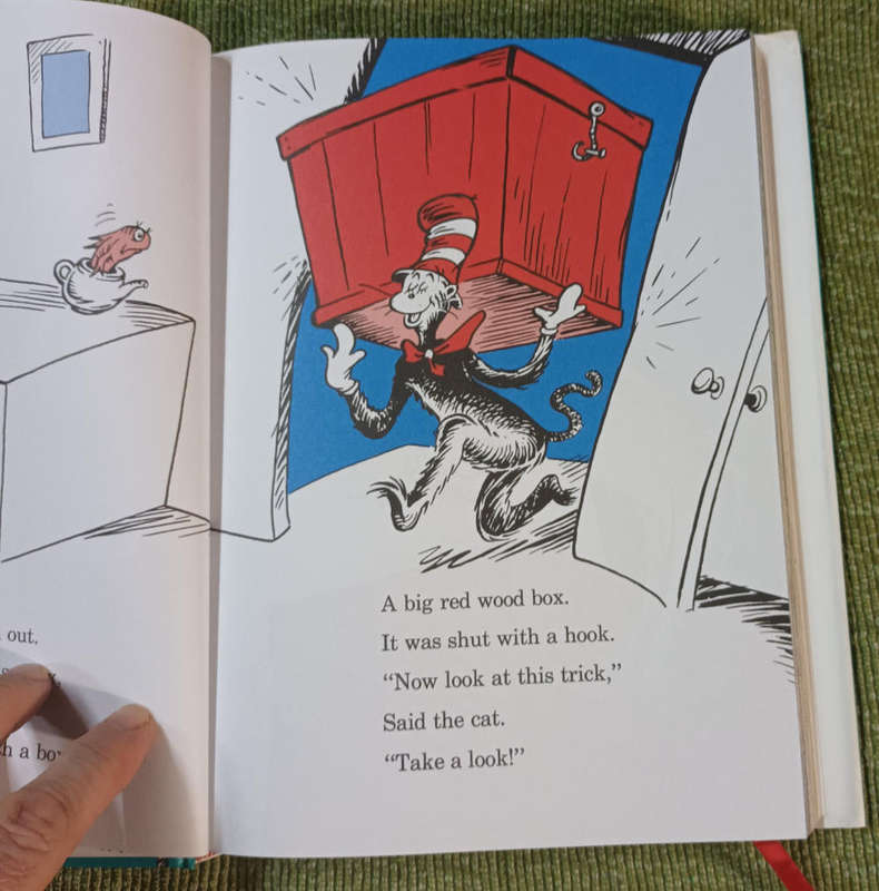 Dr. Seuss. A classic Treasury. 5 fantastic Classics in one