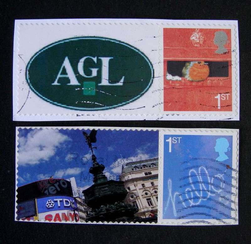 GREAT BRITAIN - Smilers (on piece, with tags) 2005