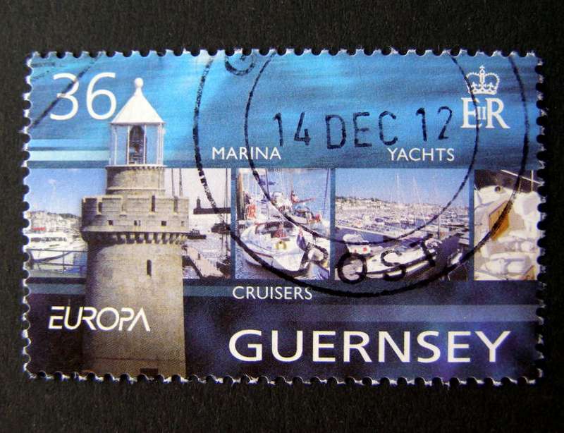 GUERNSEY - Europa: Holidays 2004
