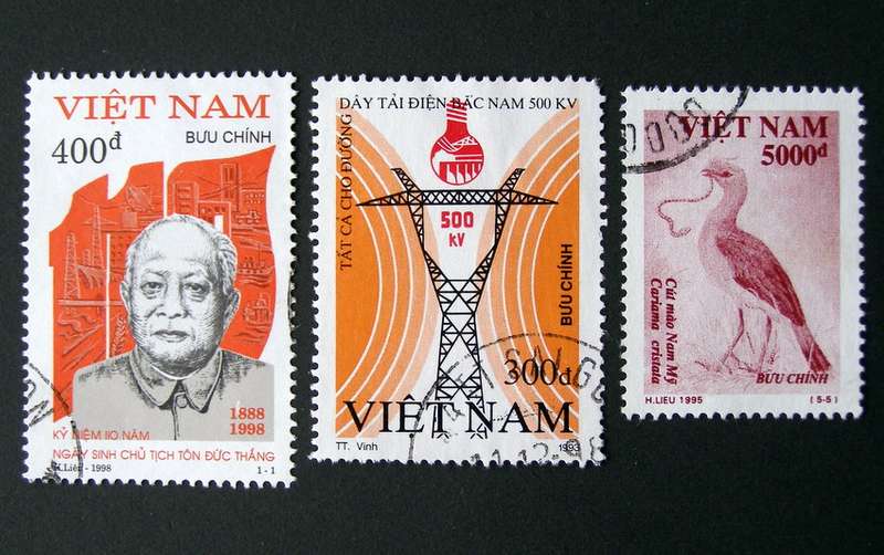 VIETNAM - Assorted Stamps //Birds