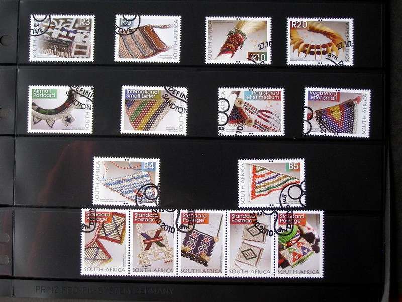 SOUTH AFRICA Set in Folder (CTO) - The 8th Definitive: Beadwork 2010