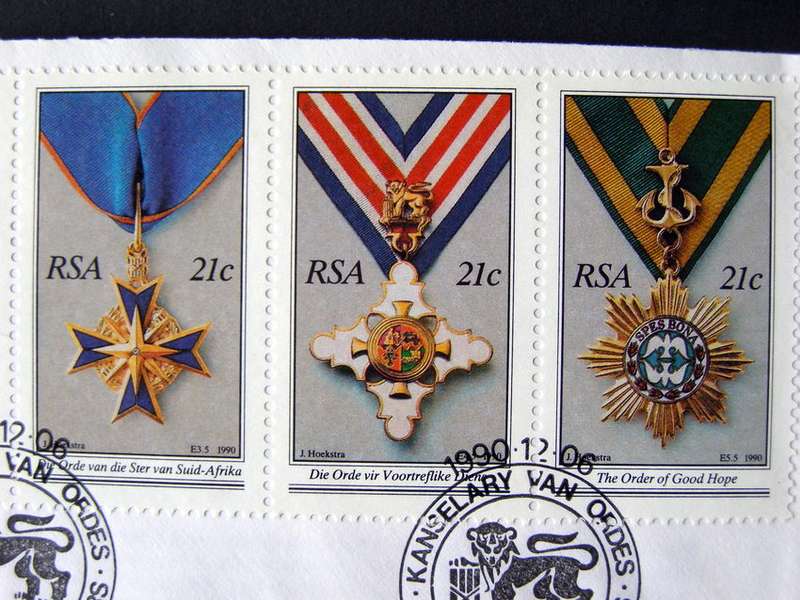 SOUTH AFRICA Cover - National Orders of S.A. 1990 //Medals