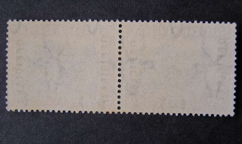 UNION OF S.A. Mint - 2s.6d. Official Pair (No.20) - Roto Printing 1930-47