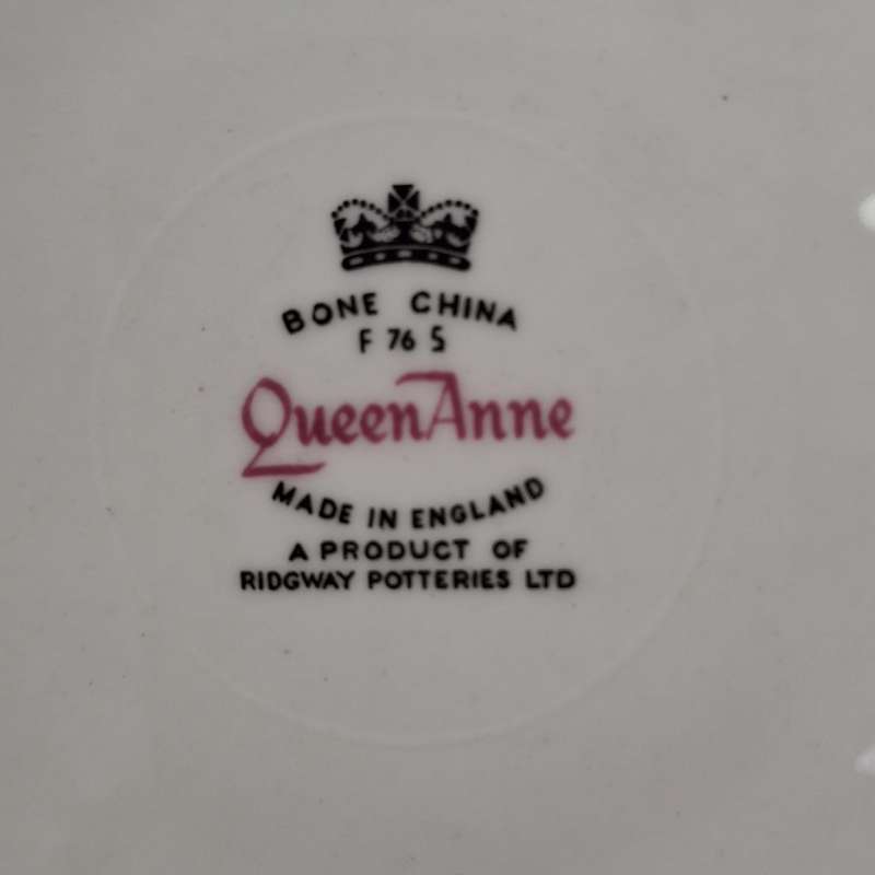 TRIO - Queen Anne